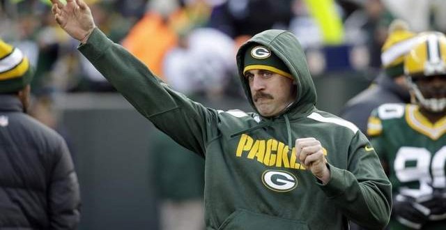Aaron Rodgers playing Thursday would be ‘huge stretch’ : Reports