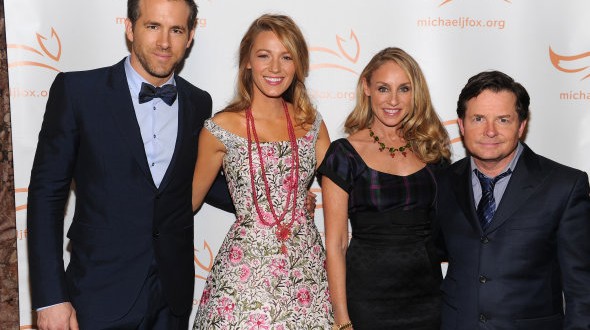 Blake Lively, ryan reynolds : Pose Together On The Red Carpet (PHOTO)