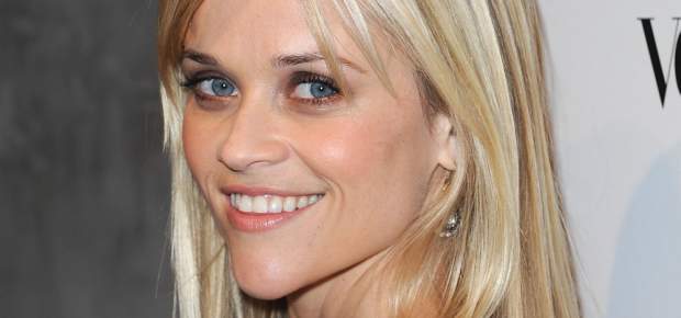 Reese Witherspoon Actress Reveals Car Accident Scar