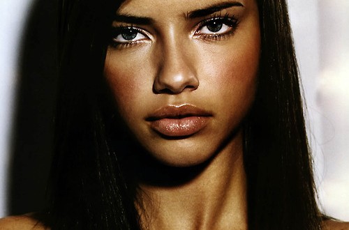 Adriana Lima from Brazil : Travelling affected workouts