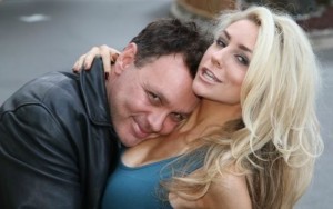 Courtney Stodden, Doug Hutchison Divorce
