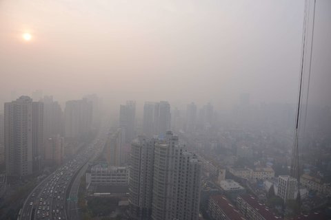 Shanghai to suffer smog into the weekend