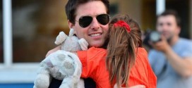 Actor Tom Cruise buys Suri $13.5 million mansion for Christmas