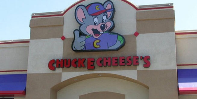 Chuck E. Cheese takes buyout For $950 Million