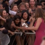 Julia Roberts Fans Crash a Barrier