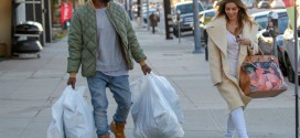 Kanye West Gives Kim Kardashian a Birkin Bag For Christmas