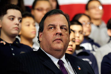 New Jersey Gov Chris Christie fires aide in traffic-jam scandal