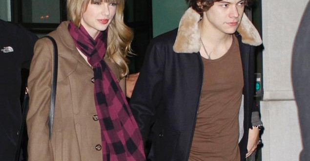 Singer Taylor swift buys harry styles beatles memorabilia for christmas