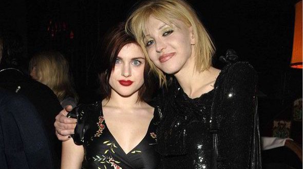 Star Courtney Love makes peace with daughter Frances Bean