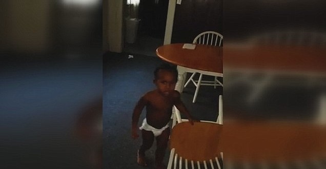 Swearing toddler taken into protective custody (VIDEO)