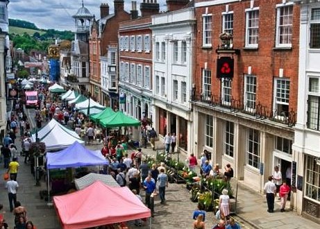 House sales growth at 10-year high in England