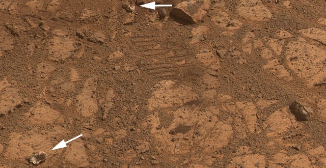 Mars 'doughnut' rock mystery solved