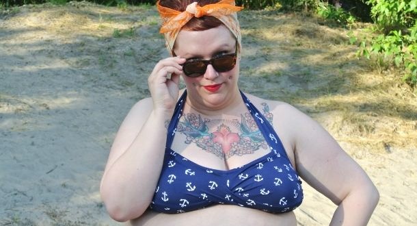 Diet Company Uses Rachele Cateyes’ Bikini Photo