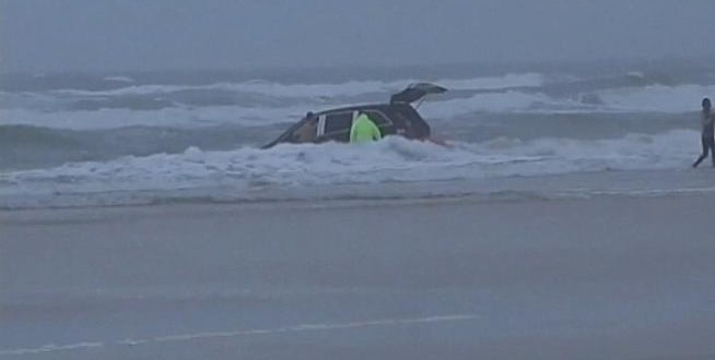 Mom drives van into ocean