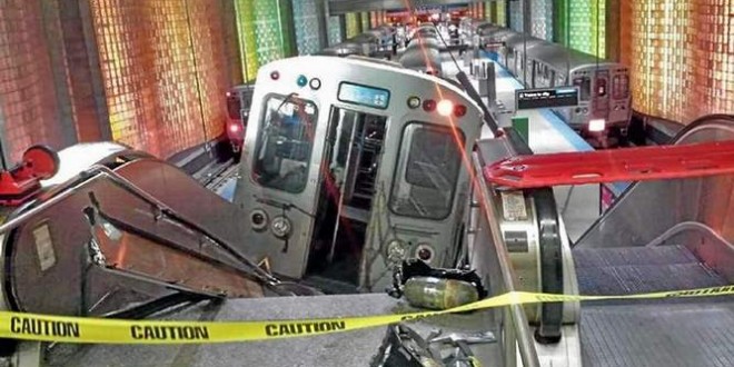 Train Derailment Leaves Over 30 Injured in Chicago