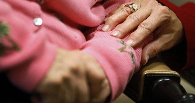 Women hit hard by Alzheimer's