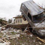 At least 17 killed as tornadoes strike southern US : Officials
