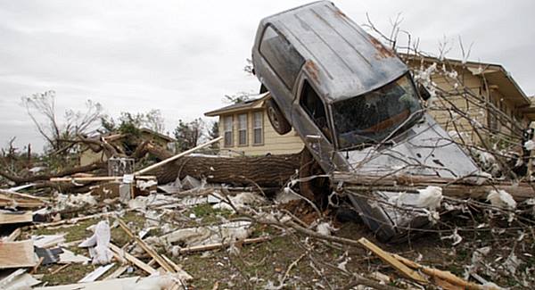 At least 17 killed as tornadoes strike southern US : Officials