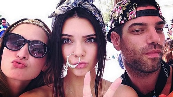 Kendall’s absurd accessory (Photo)