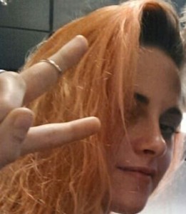 Kristen Stewart colours her hair orange