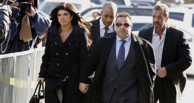 Teresa and Joe giudice tax evasion : face bankruptcy, can only pay $7,500 of $13 million debt