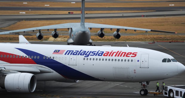 Malaysia Airlines plane lands safely in Kuala Lumpur After Malfunction