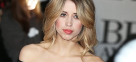 Peaches Geldof's funeral in same church as mother's