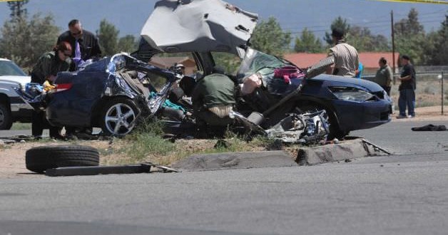 5 dead after van smashes into car in Hesperia, authorities say