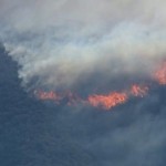 California wildfire threatens homes