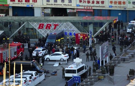 Chinese train station explosion : 3 reported dead