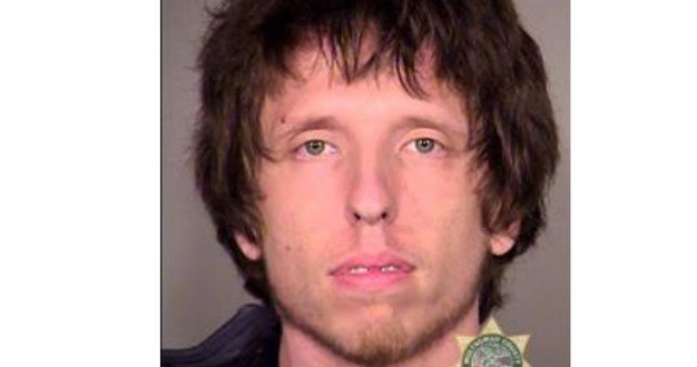 Naked violinist jailed for plucking strings at Ore. courthouse, Report