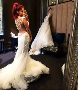 Snooki Tries on Wedding Dresses