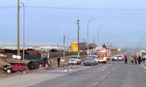 Southeast Calgary : Fatal crash closes Glenmore Trail