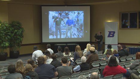 Space : Boise state students talk live to astronauts