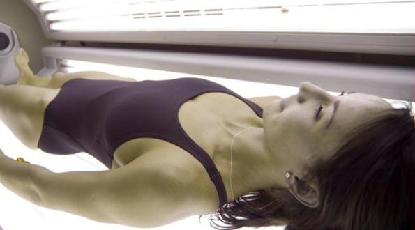 Tanning beds must carry skin cancer warning, FDA says
