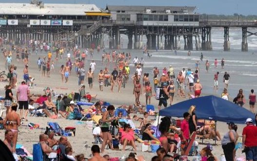 US : Florida beaches face dangerous rip currents