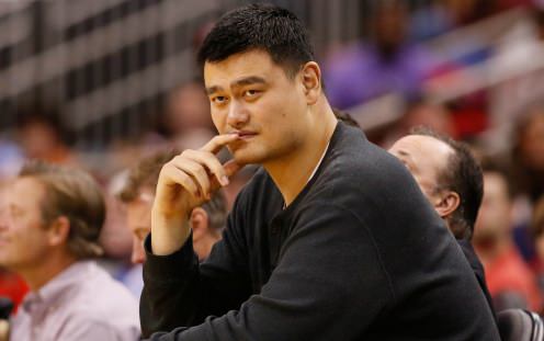 Yao Ming, Hill Want to Buy Clippers