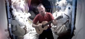 YouTube Chris Hadfield's 'Space Oddity' is going offline