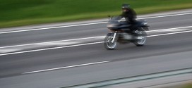 Calgary : Motorcyclist arrested for going 197 km/h on Highway 2