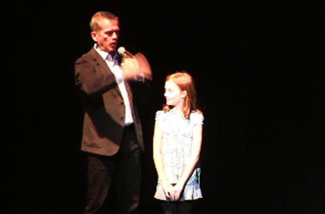 Chris Hadfield thrills young Thunder Bay audience