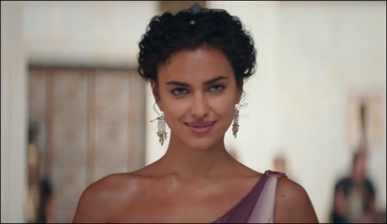 Irina Shayk : Model bares all in hot new Hercules trailer