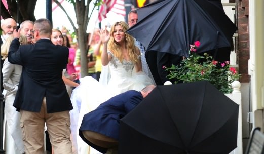 Kimberly Perry : Country star Weds J.P Arencibia