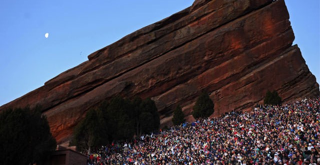 Red Rocks shooting : Three shot during concert at Red Rocks, suspect sought