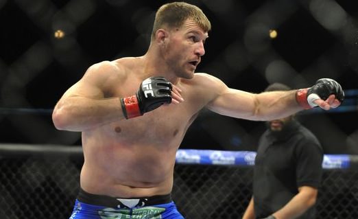 Stunning KO at UFC event : Miocic takes down Maldonado