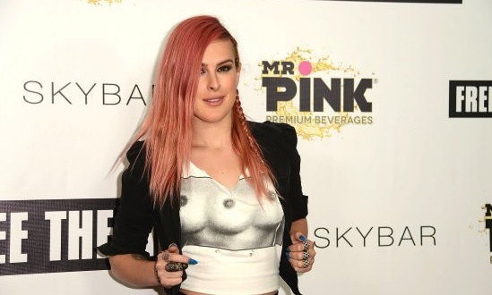 Rumer Willis Wears A 3-Boob T-Shirt