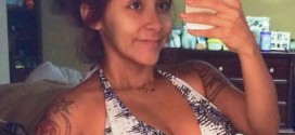 Snooki Bares Baby Bump in Bikini