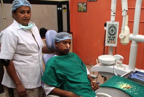 232 teeth removed from Indian teen’s mouth (Video)