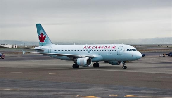 Air Canada lands safely in TO after issuing "Mayday" call