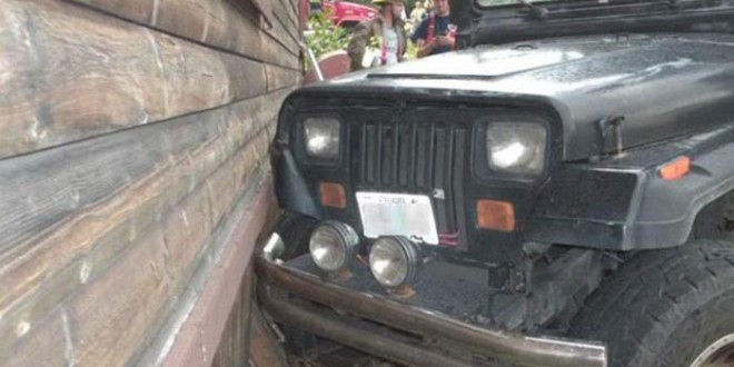 Boy Crashes Jeep, Rushes Home to Watch Cartoons