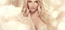 Britney Spears : singer to launch underwear collection